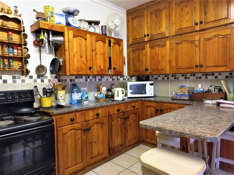 5 Bedroom Property for Sale in Fairbridge Heights Eastern Cape